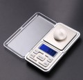 Waga cyfrowa - zakres od 0,1 g do 1000 g. Sklep Numizmatyczny, Warszawa ul. Króla Maciusia 12. www.km12.pl